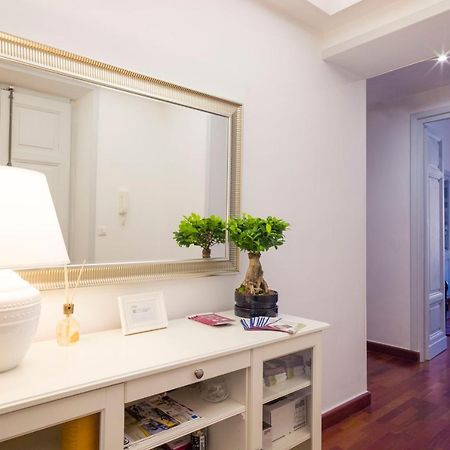 Leonardo Suite Navona Rome Exterior photo