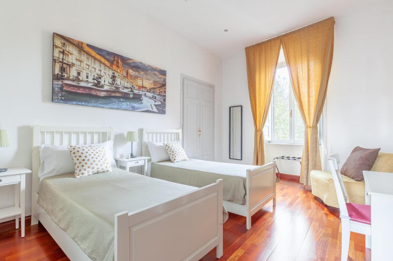 Leonardo Suite Navona Rome Exterior photo