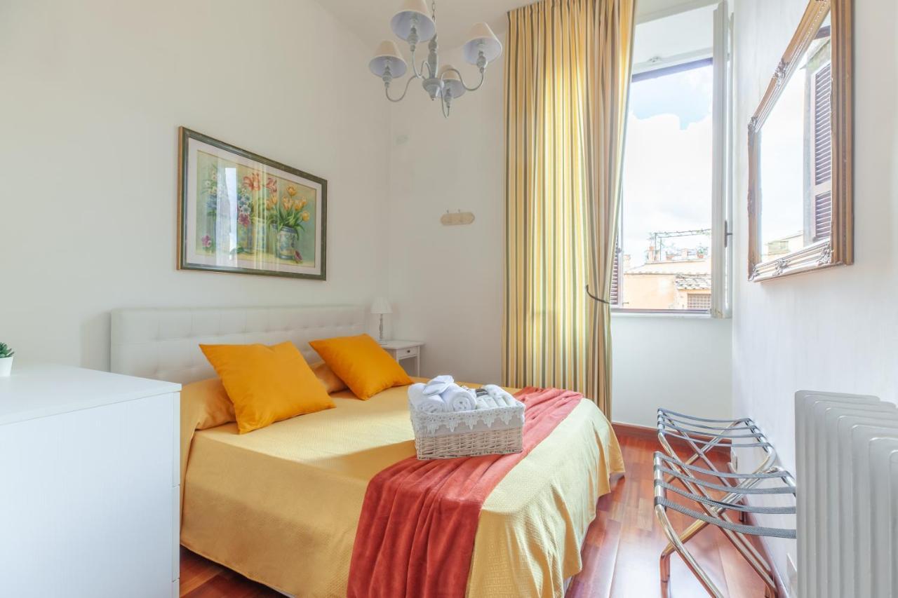 Leonardo Suite Navona Rome Exterior photo